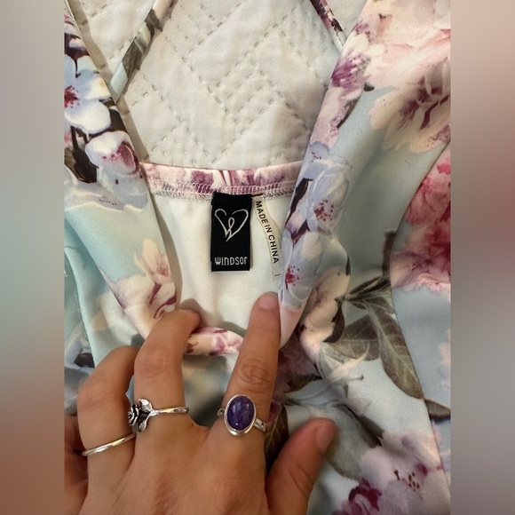 Beautiful sky blue dress - Picture 3 of 3